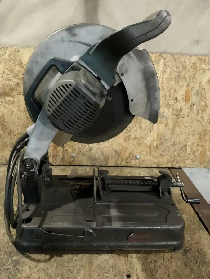 Монтажна пила Metabo CS 23-355 2