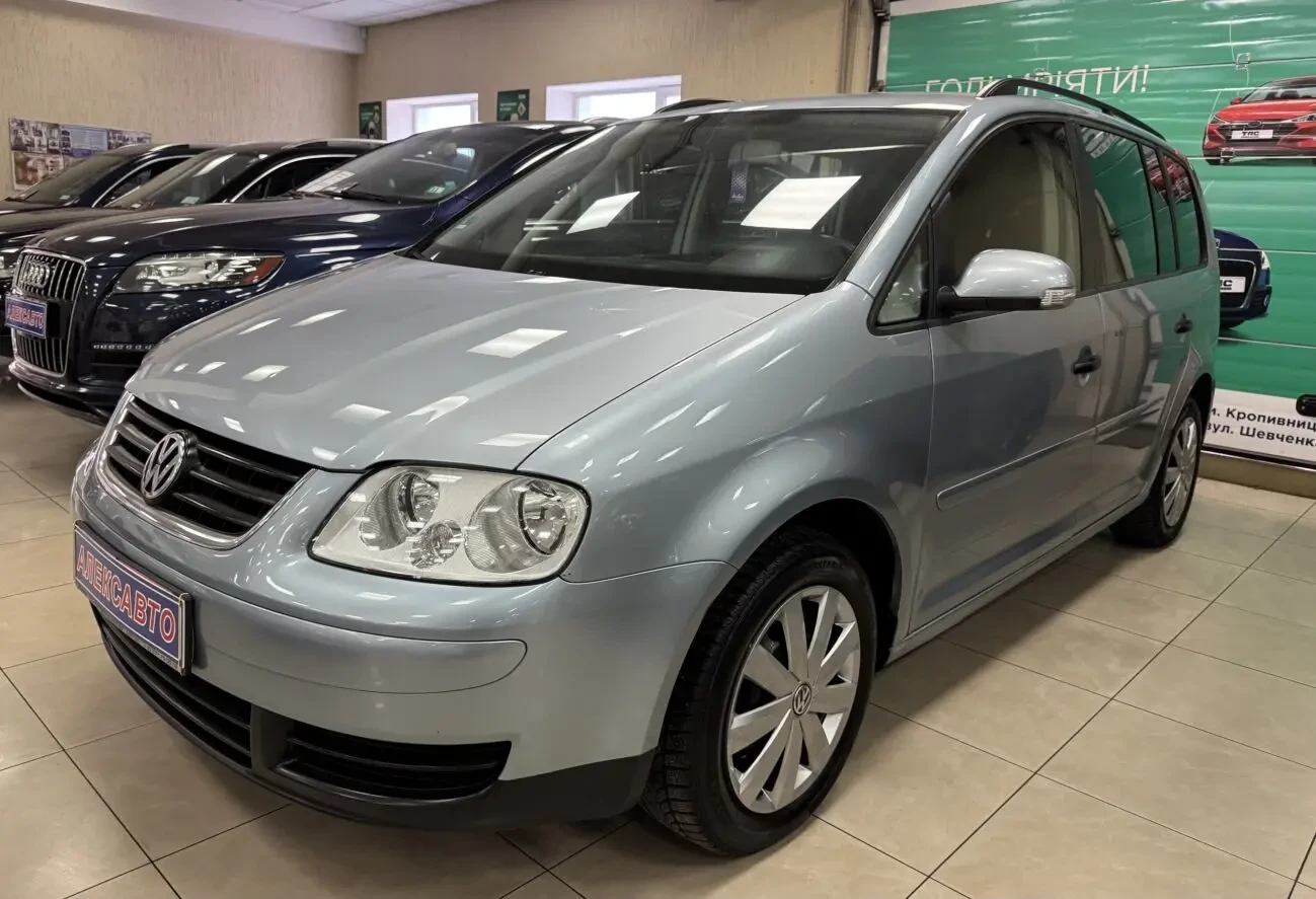 Volkswagen Touran 1.6МРi 8V 5МКПП 2006 р.в. (102 к.с.), 7 місць