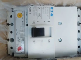 Продам автоматичний вимикач EATON NZMN1-M100 100A.