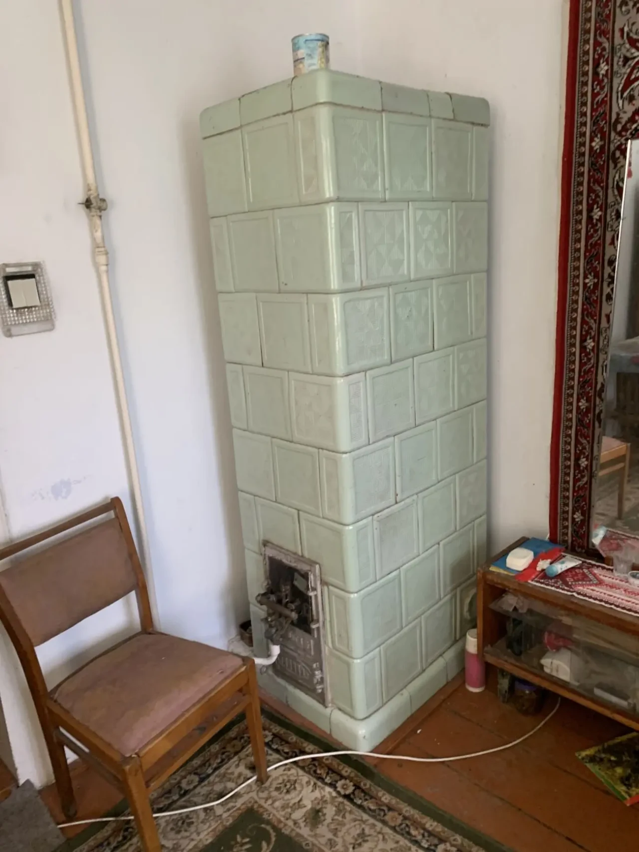 Продаж цегляного житлового будинку з літньою кухнею та приміщеннями 6