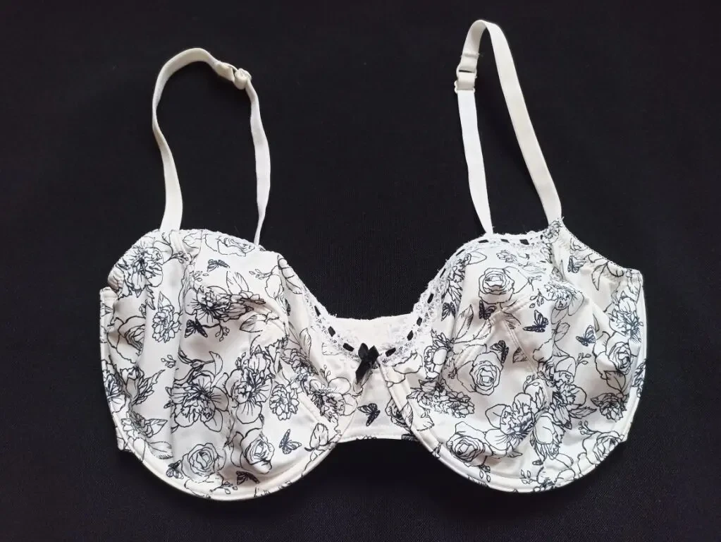 TU 36E 80E Бюстгальтер мягкий косточка бело молочный черный 4