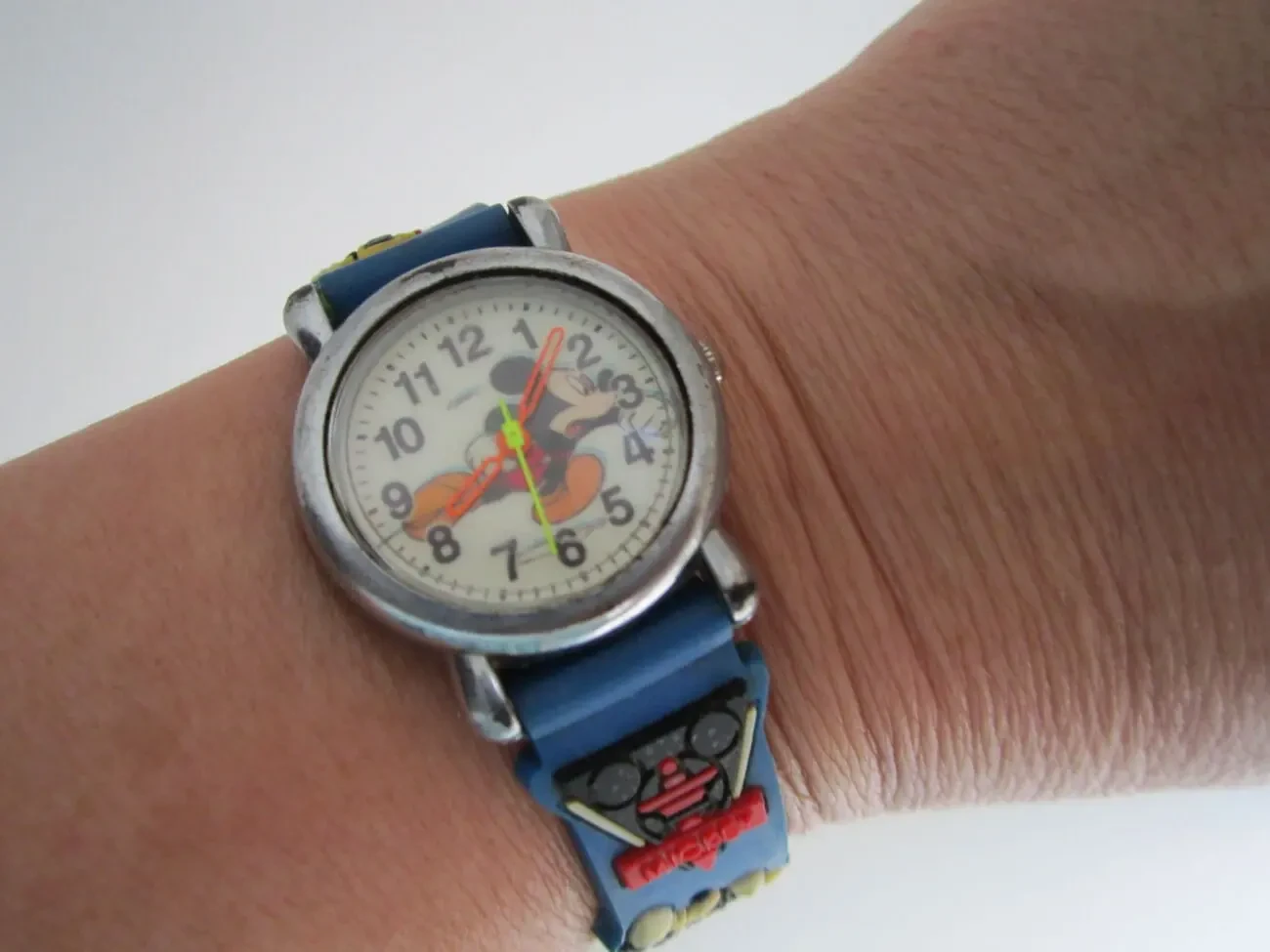 Часы детские Мики Маус Азия. Кварц 7