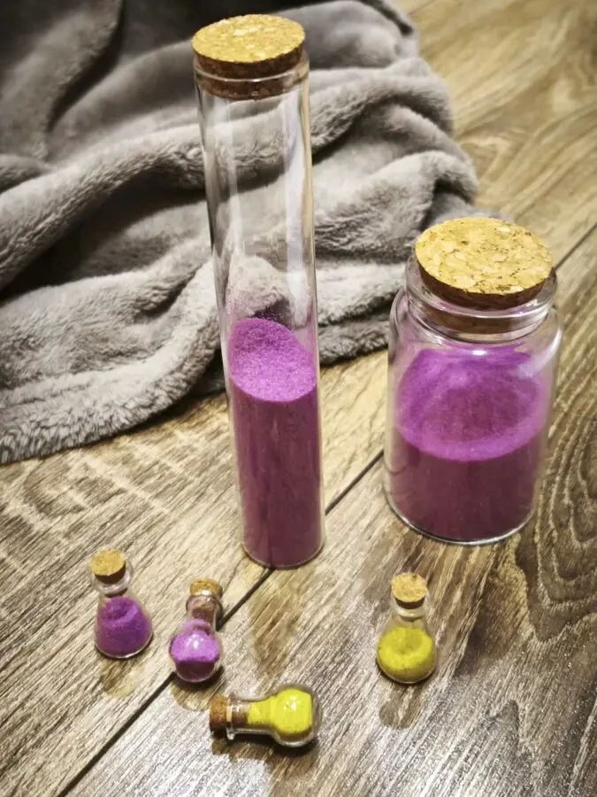 Пісок кольоровий пофарбований кварцовий 6