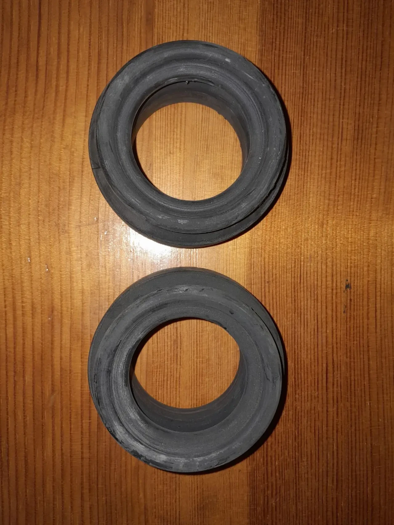 Подушки стоек Ford Sierra