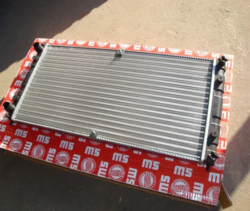 Радіатор Нива Шевроле 5