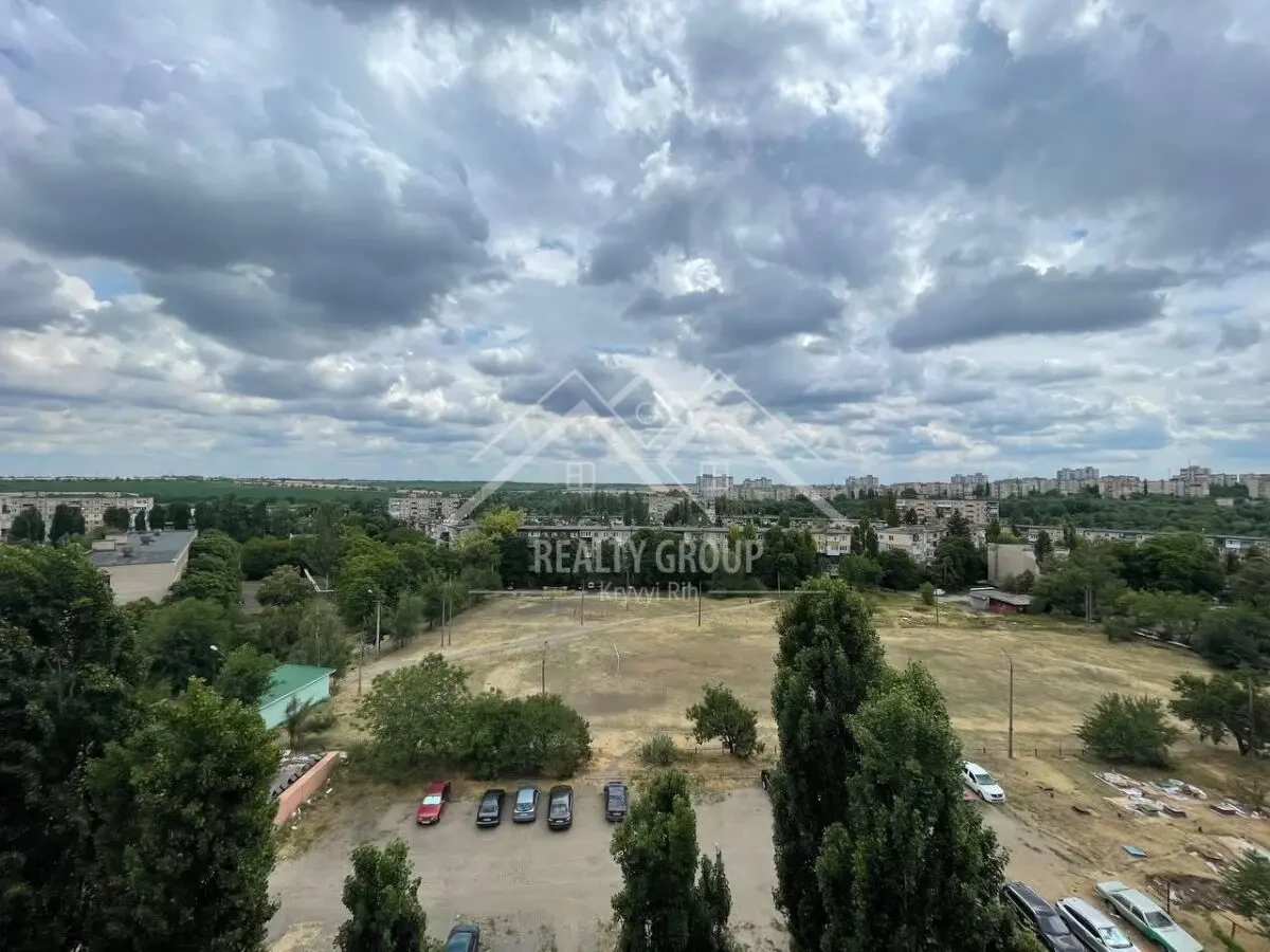 Продаж чудової 2к квартири (кільце 129 кварталу) 9