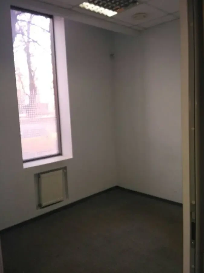 Здам офіс по Яворницького 5