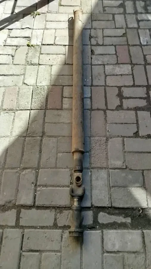Карданный вал газ 24