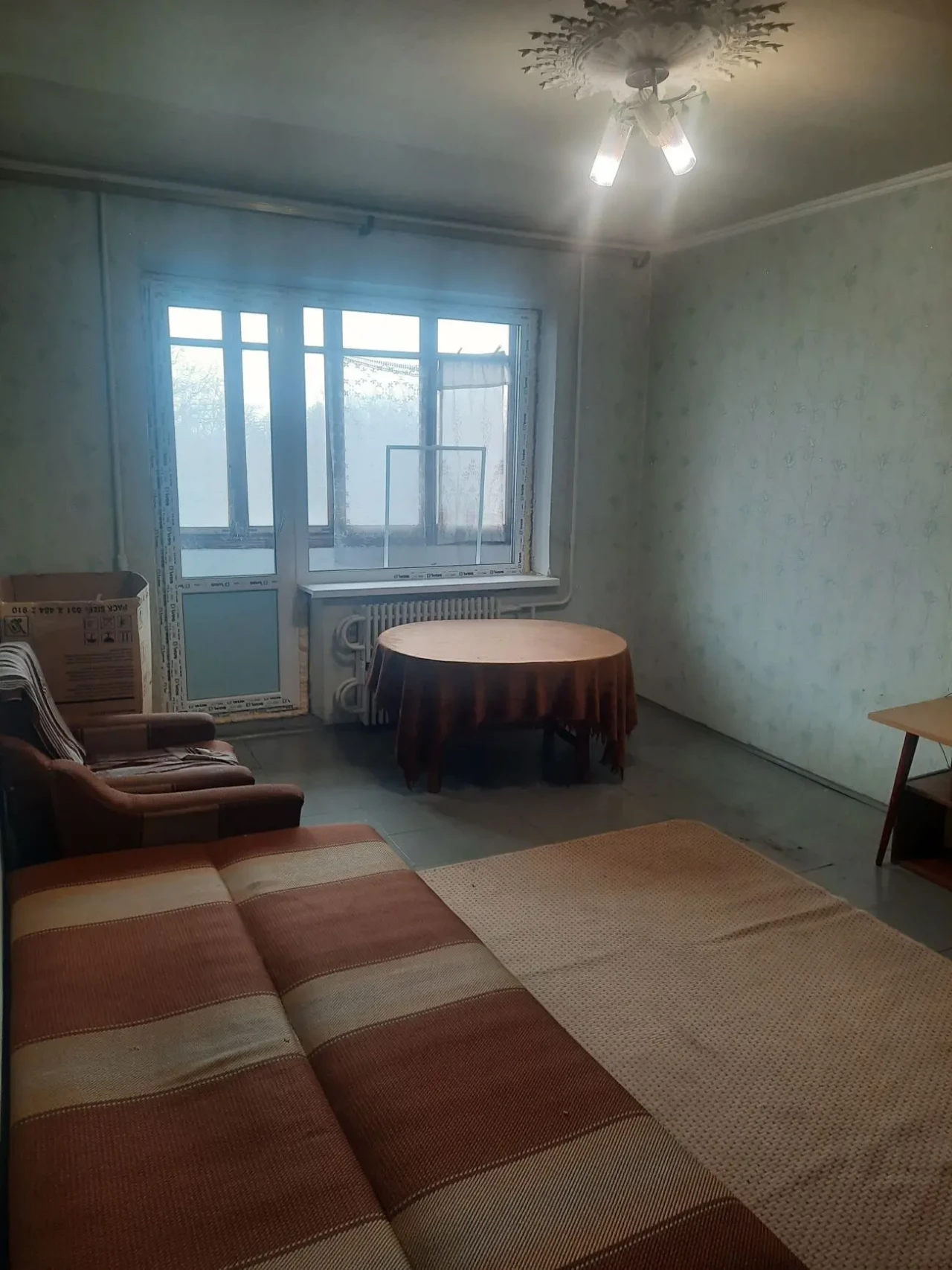 Продам 2к квартиру на Тополе 4