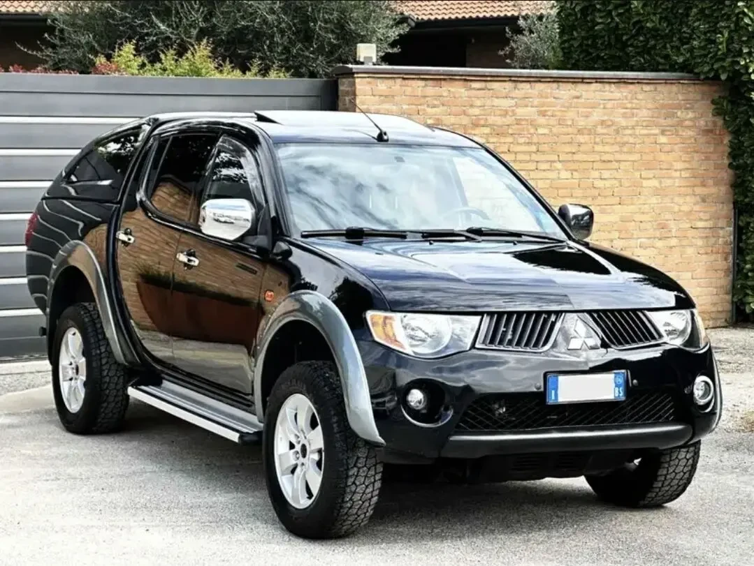 Mitsubishi L200