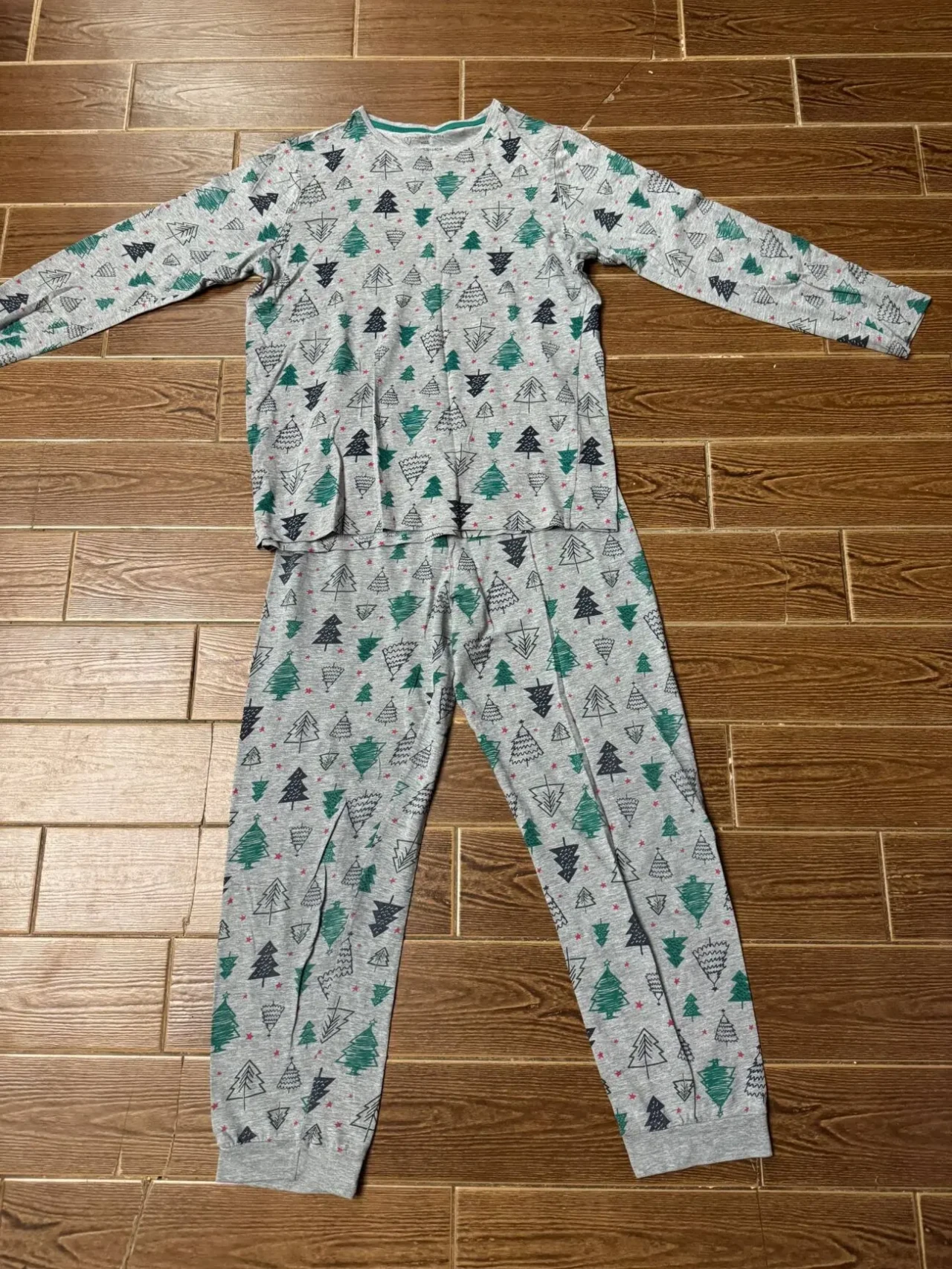 Сіра новорічна піжама на хлопчика