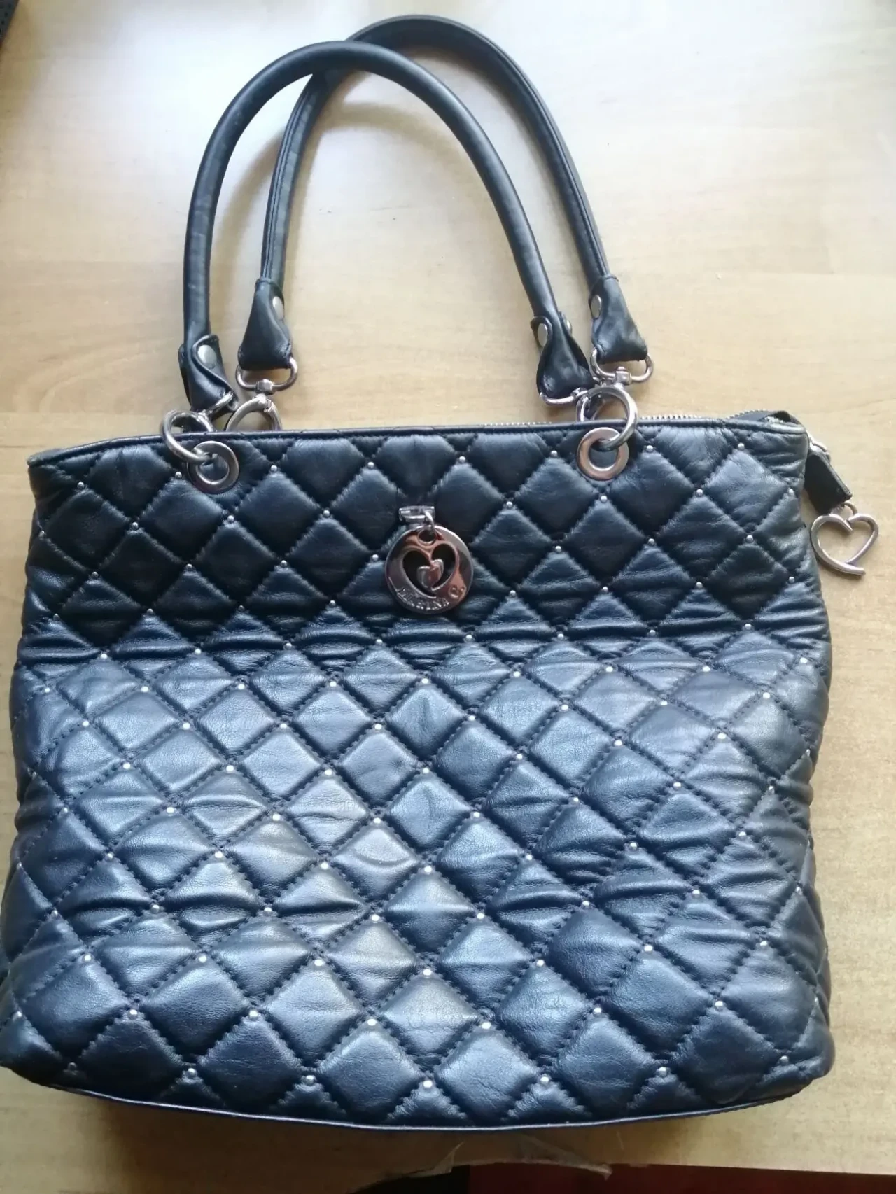 Женская кожаная черная сумка MARINA C 3