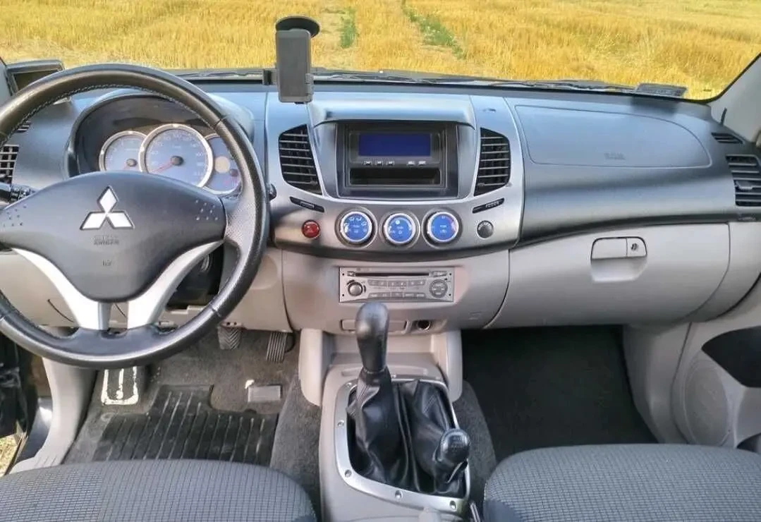 Mitsubishi L200 2.5TD 7