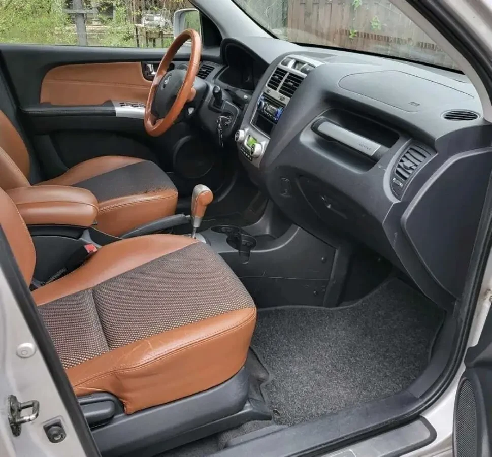 Kia Sportage 2.0 CRDi 4wd 9