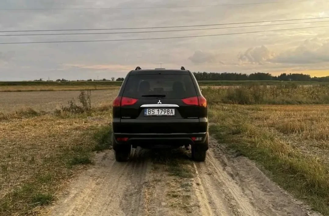 Mitsubishi Pajero Sport для військових 5