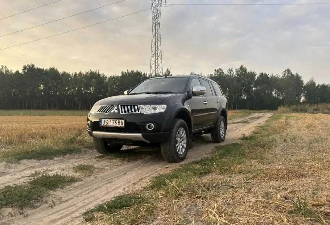 Mitsubishi Pajero Sport для військових 3