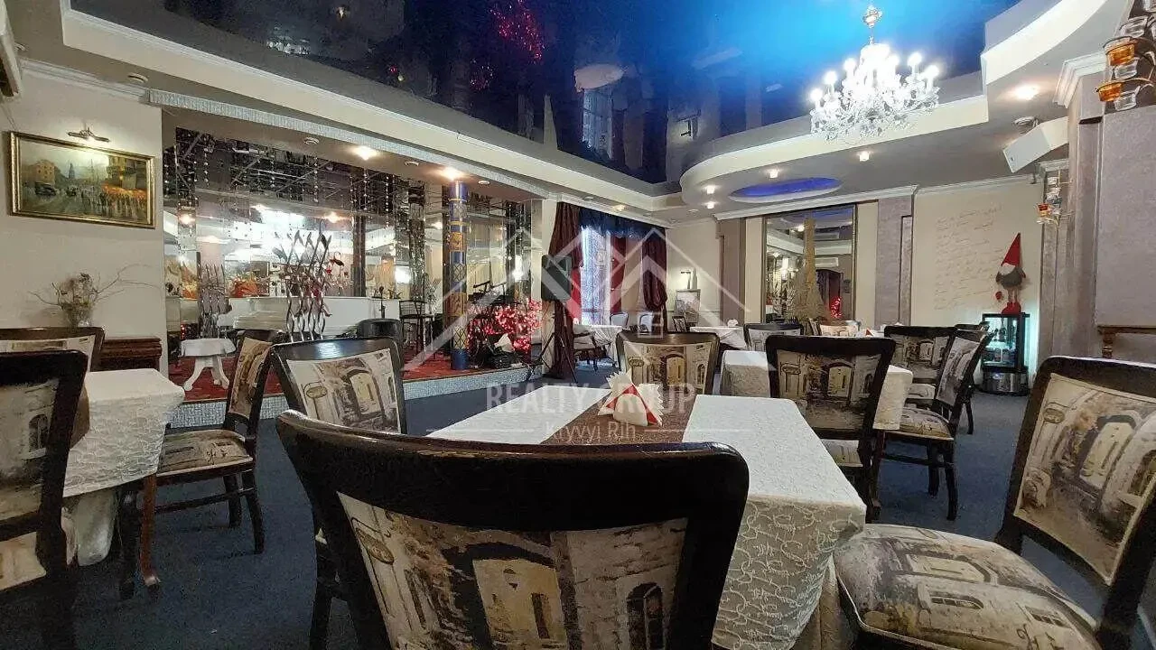 Продаж затишного ресторану у центрі соцміста 3