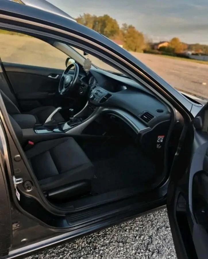 Honda Accord Для військових 8