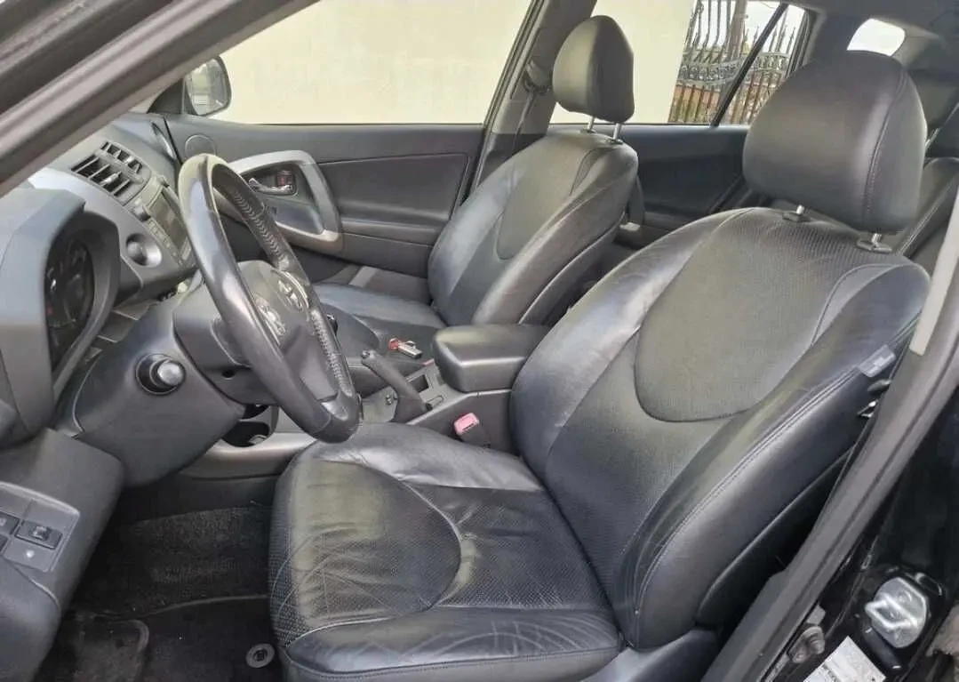 Toyota  Rav-4 2.2 D-4D для військових 9