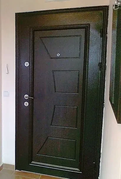 Двери входные стальные в квартиру. Любой размер, дизайн, фурнитура. 10