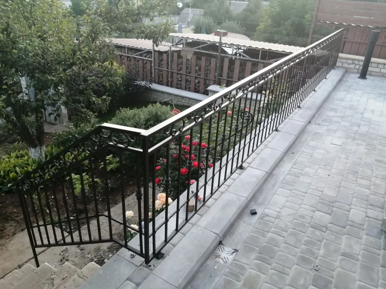 Ограждения, перила, ограды, заборы сварные и кованые из металла. 8