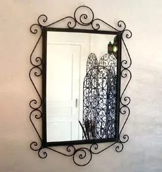 Лофт-мебель - столы, кресла, полки, тумбы, кровати, стелажи, зеркала 3