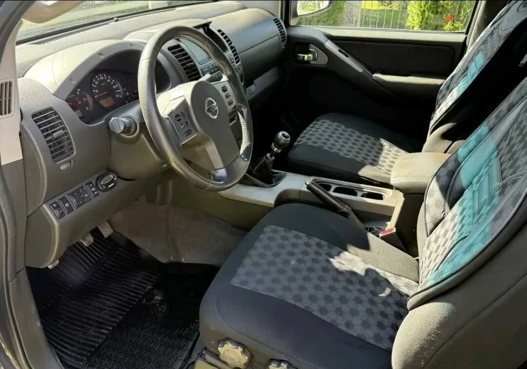 Nissan Navara 2.5D 6