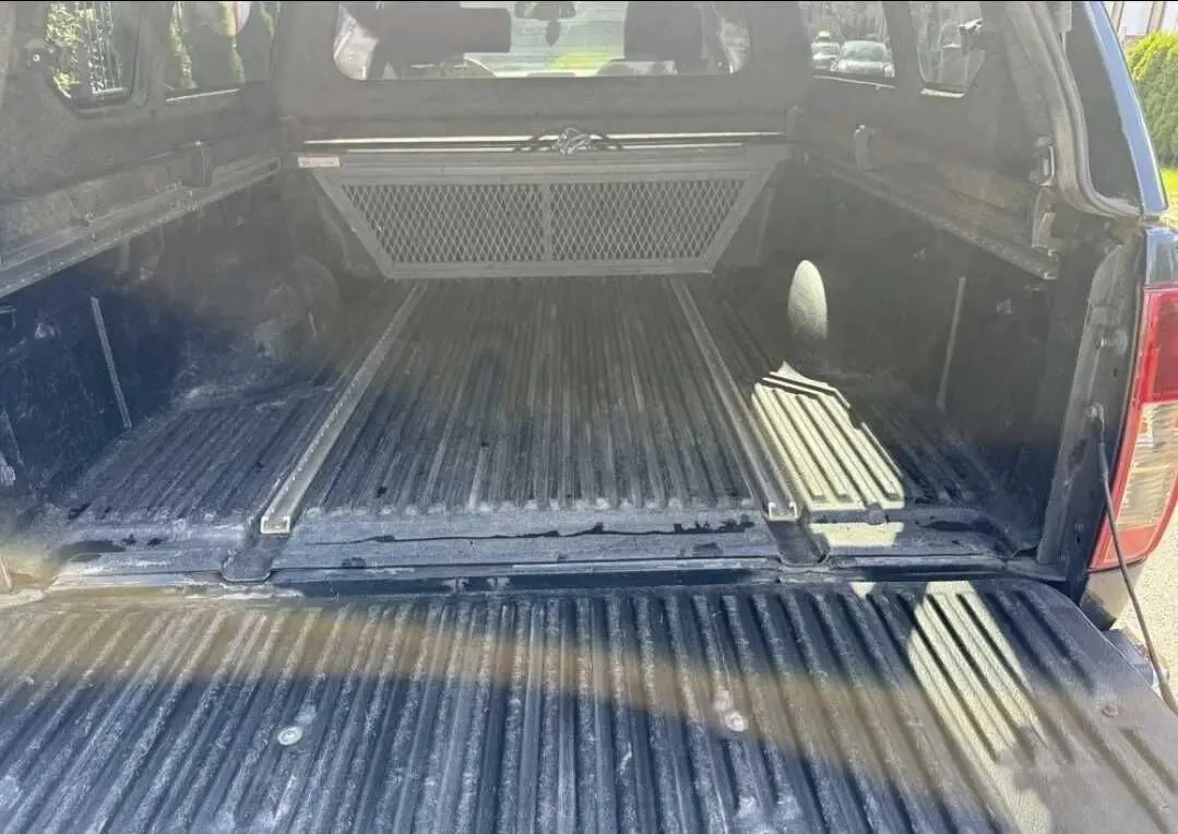 Nissan Navara 2.5D 9