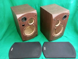 Корпусы коричневые пультовые Sven BF-11R компьютерных колонок и cетки