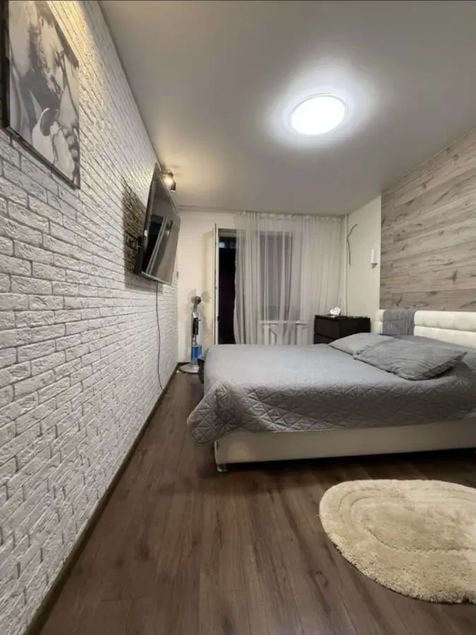 Продам 3к квартиру на Левобережном, пр-т Мира 2