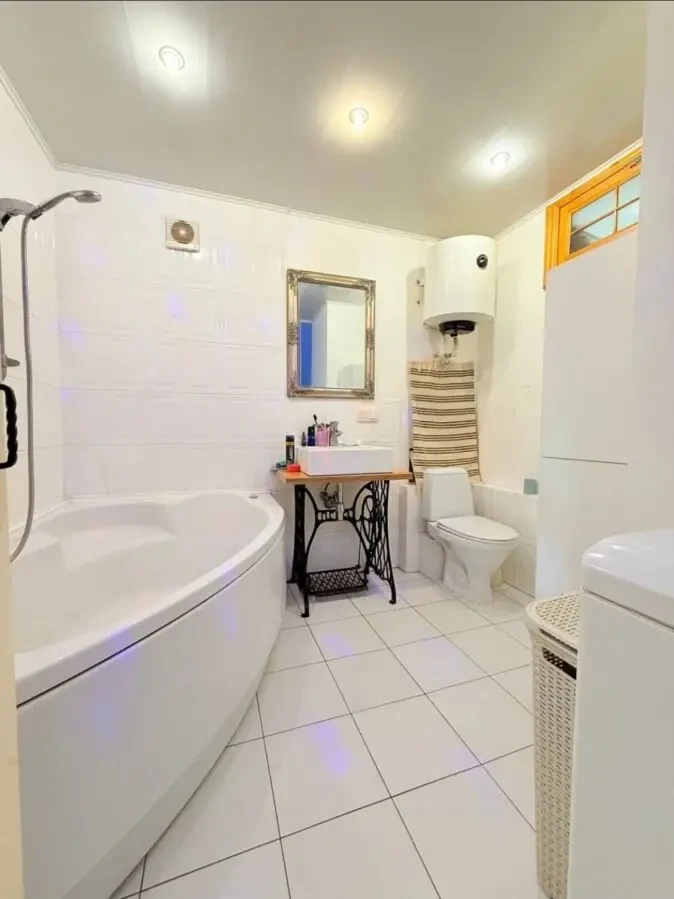 Продам 2к квартиру в Приднепровске 7