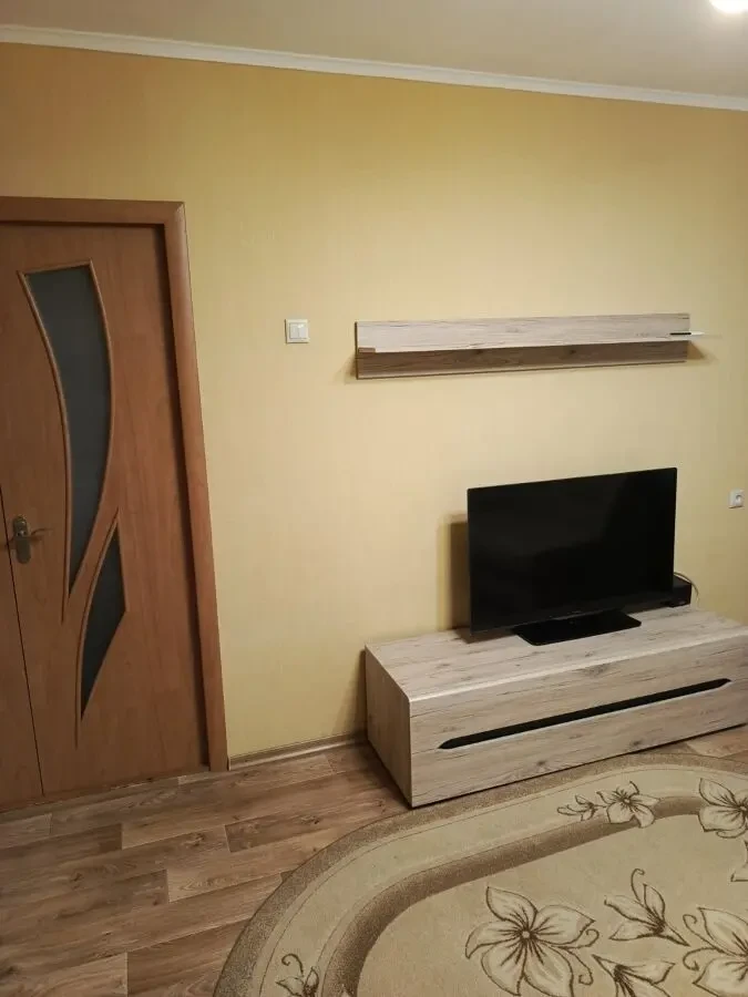 Продам двокімнатну квартиру Дніпровський район 4