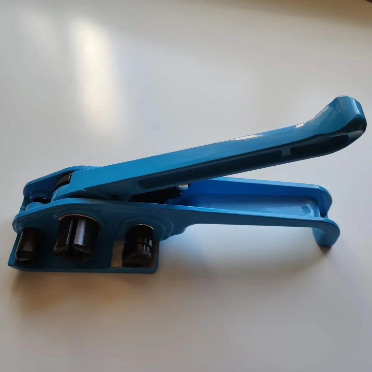 Приспособление для затяжки груза на поддоне, палете. Натяжитель ленты 2