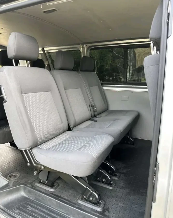 Volkswagen Transporter T5 8