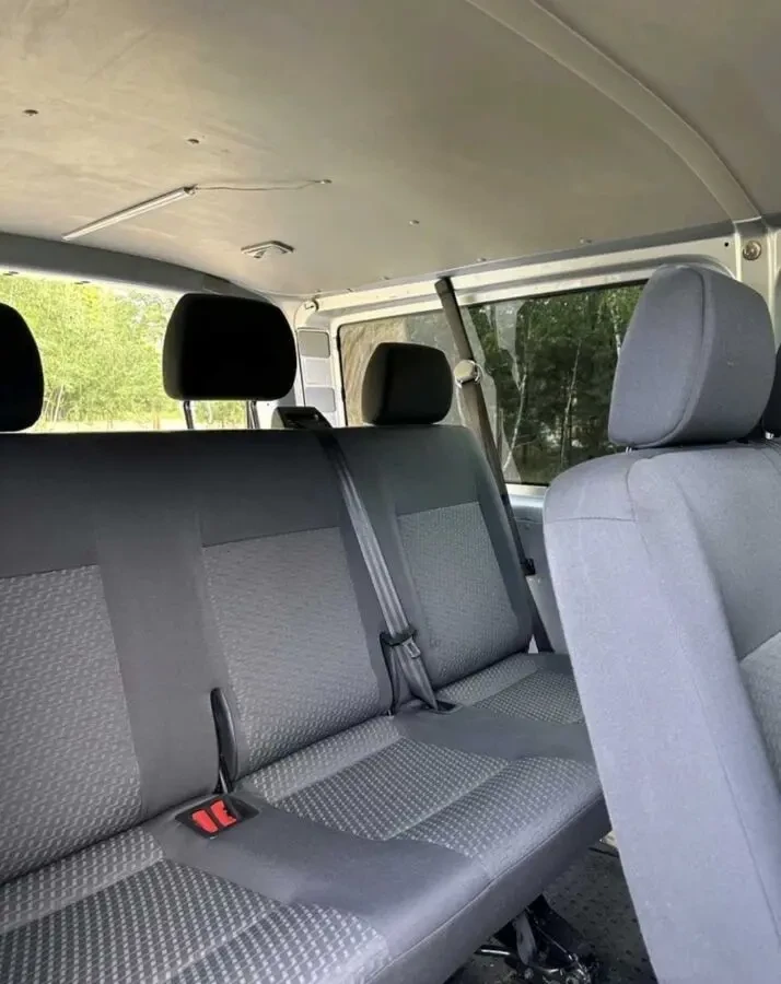 Volkswagen Transporter T5 9