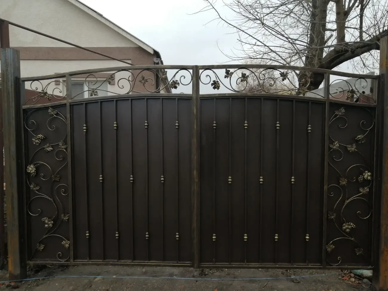 Ворота зварні комбіновані, полікарбонат, дерево, кування та ін. 8