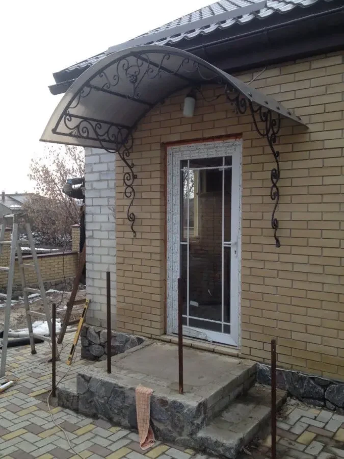 Козирки, маркізи, перголи, криті майданчики, навіси для авто. Під ключ 10