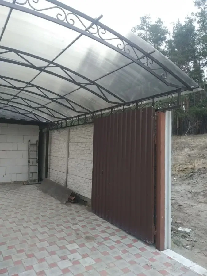 Козирки, маркізи, перголи, криті майданчики, навіси для авто. Під ключ