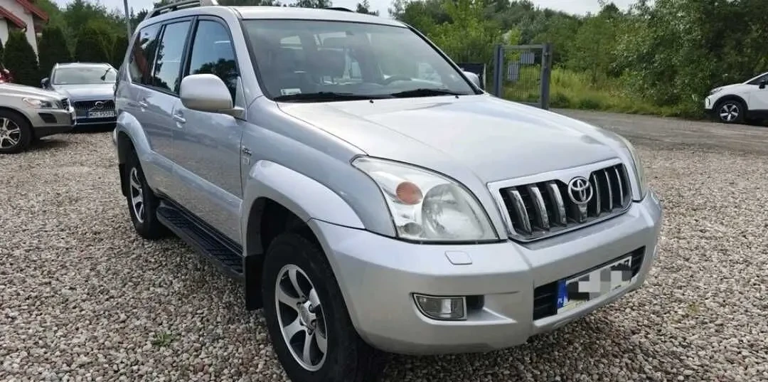 Toyota Land Cruiser Prado 120 2
