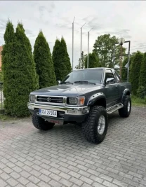 Toyota Hilux 4WD DLX