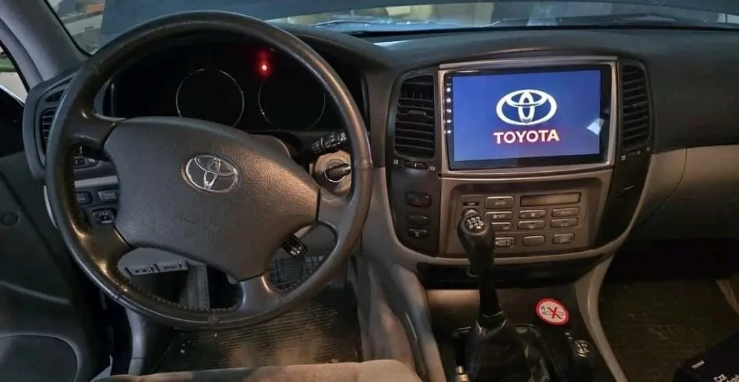 Toyota Land Cruser 100 Executive 5