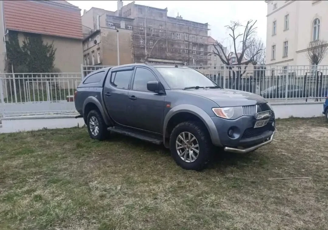 Mitsubishi L200