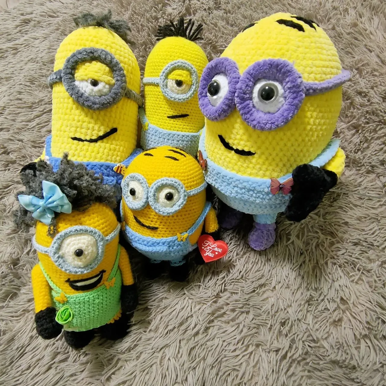 Міньон Боб іграшка м'яка  в'язана  весела дитяча ручна робота 3