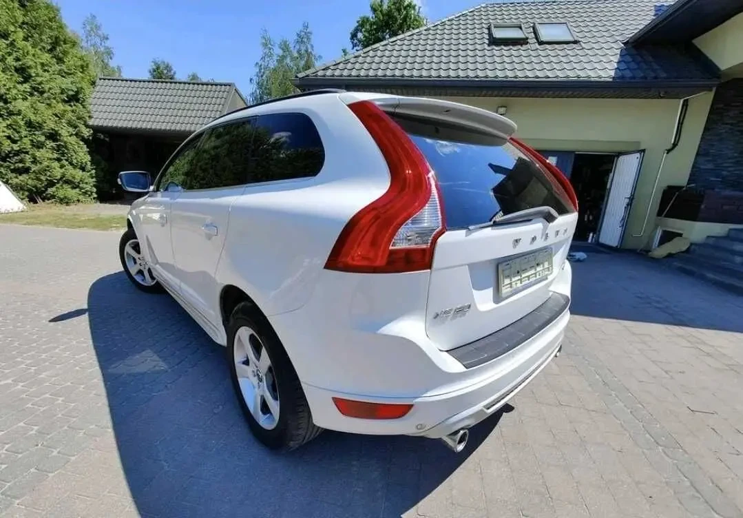 Volvo XC60 D5 AWD 7