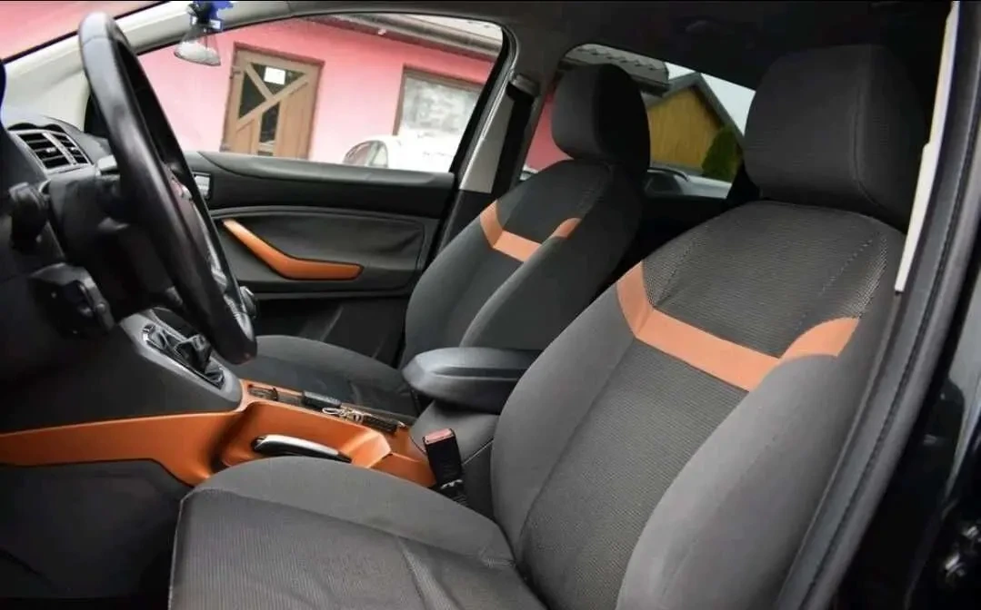 Ford Kuga 2.0 TDCi 9