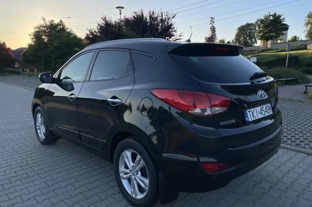 Hyundai ix35 Нерозмитнена 4