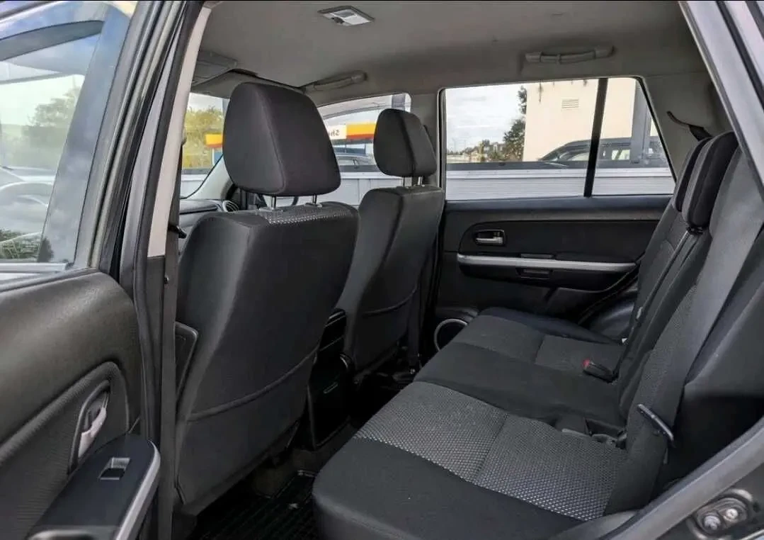 Suzuki Grand Vitara 9