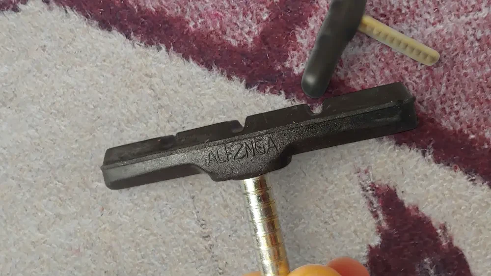 Тормозные колодки Alhonga кантилеверные для ободных колес новые 4