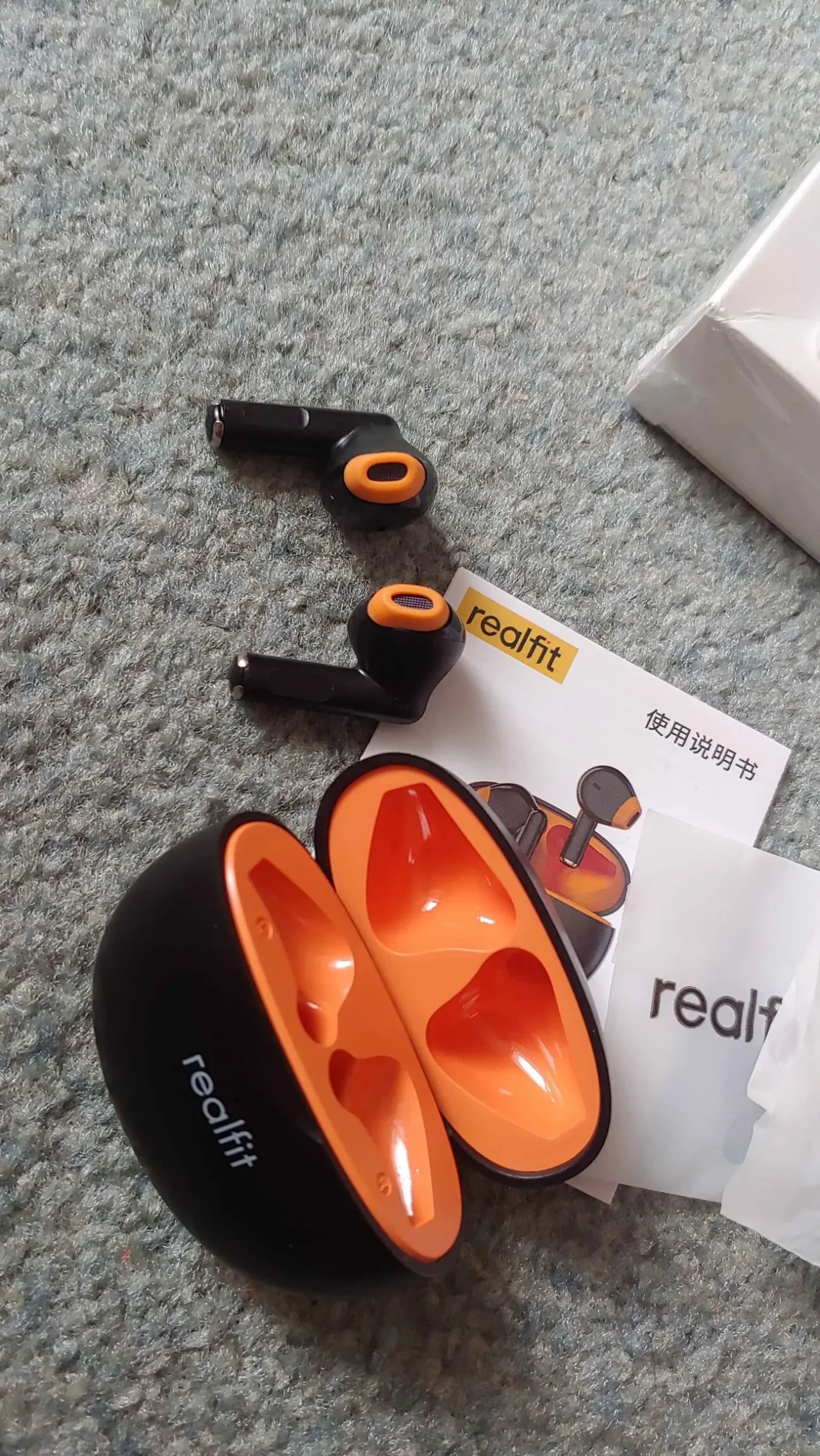 Наушники REALFIT F2 Bluetooth 5.3 вкладыши Шикарный звук Сенсор новые