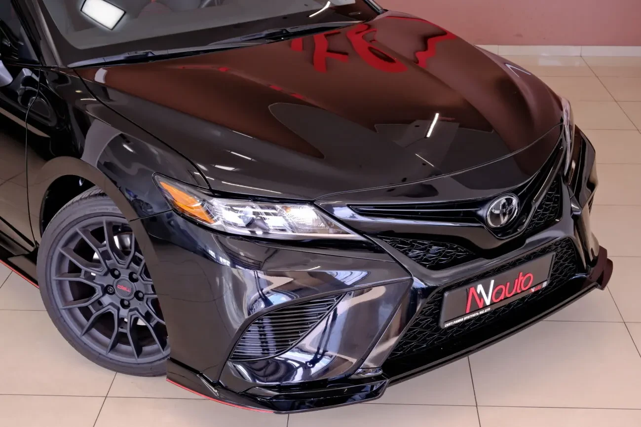 Toyota Camry TRD 3